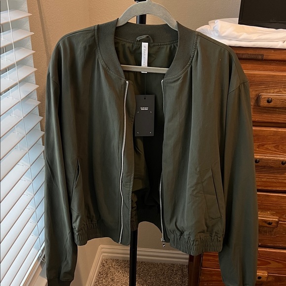 Fabletics Bomber Jacket - Picture 1 of 6